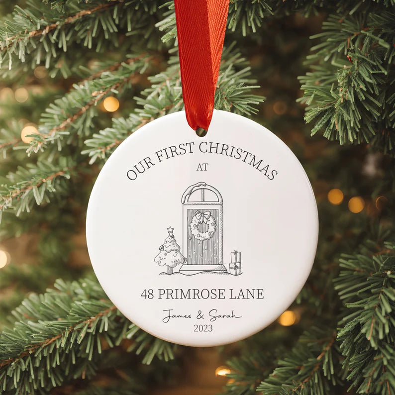 🎄 Personalised 'First Christmas in Our New Home' Bauble | Premium Ceramic Tree Decoration 🎅 | Couple's Festive Keepsake | Unique New Home Celebration Ornament 🏠✨